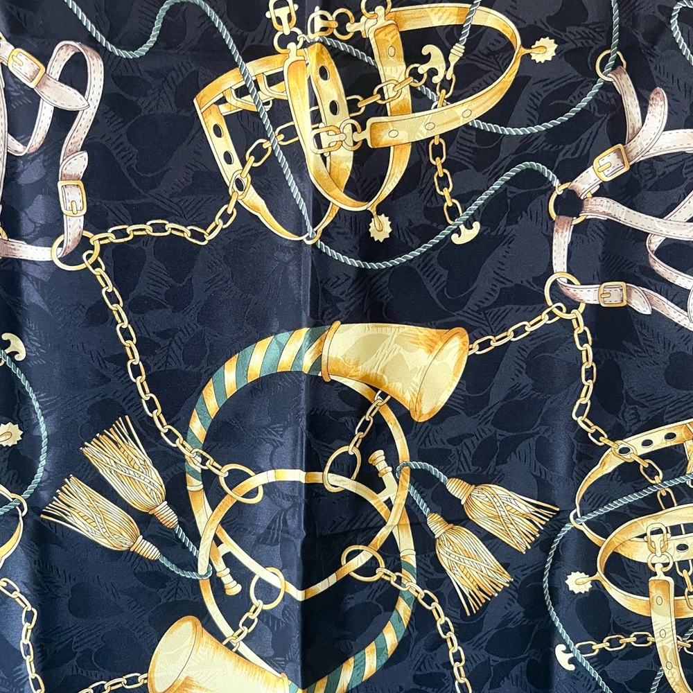 RENATO BALESTRA Italian Large Square Silk Scarf - Picture 8 of 8